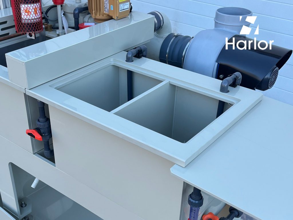 HARLOR PLASTIC - CUVE COMPLETE DE TRAITEMENT DE SURFACE DES METAUX 