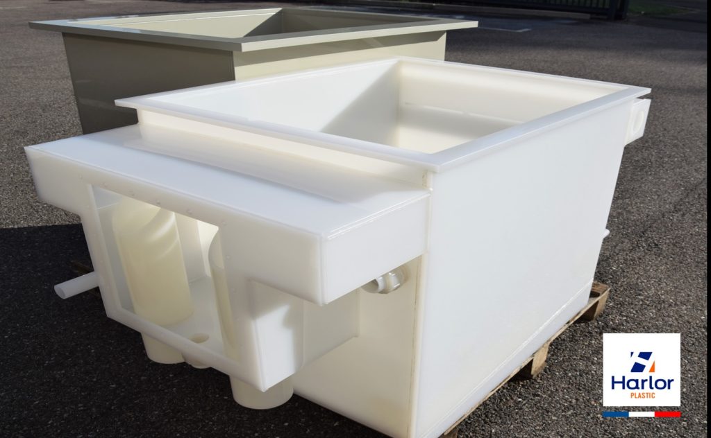 Cuve rectangulaire en PVDF pour stockage d'un bain d'acide chaud - Harlor