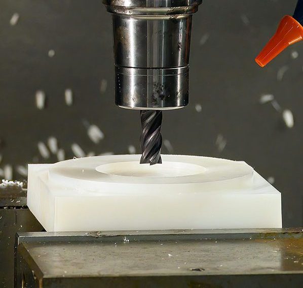 Usinage plastique et aluminium
